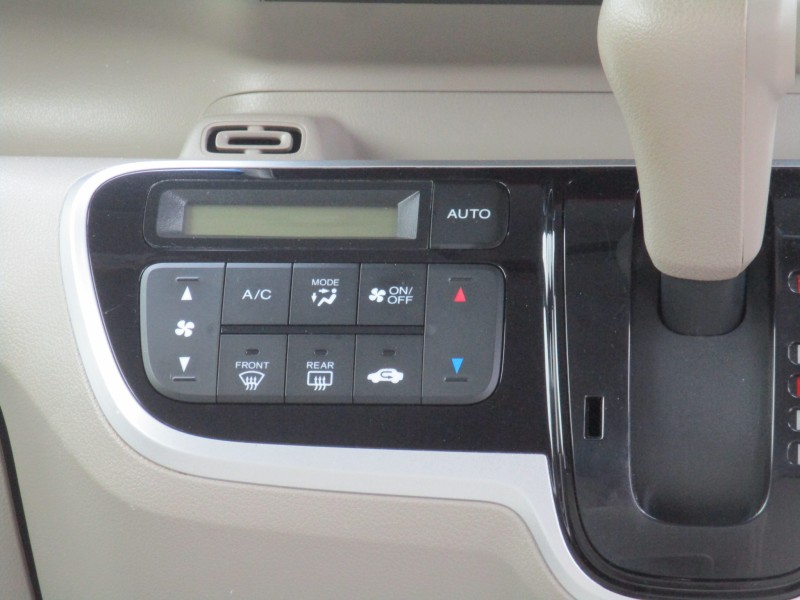 ホンダ N BOX11枚目