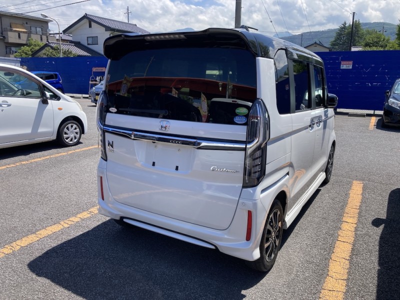 ホンダ N BOX3枚目