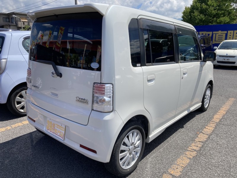 ダイハツ ムーヴコンテ3枚目
