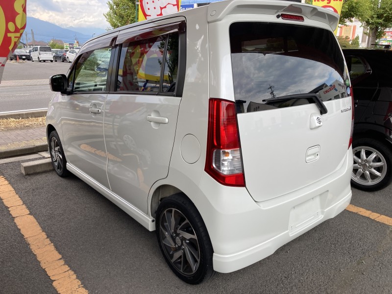 スズキ ワゴンR4枚目