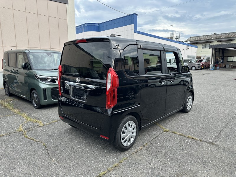 ホンダ N BOX3枚目