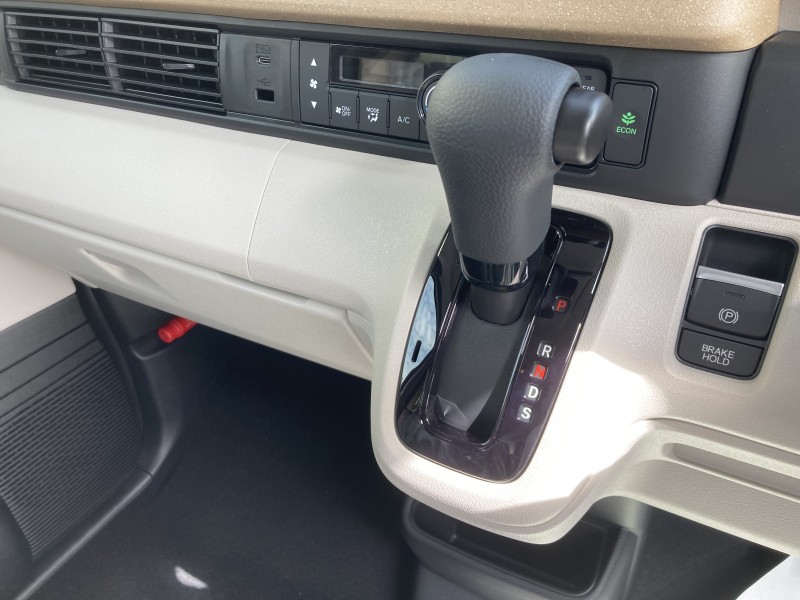 ホンダ N BOX10枚目