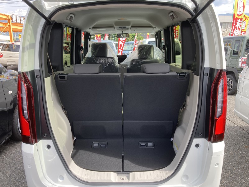 ホンダ N BOX5枚目