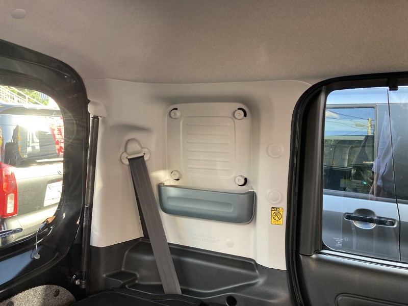 スズキ スペーシアベース18枚目