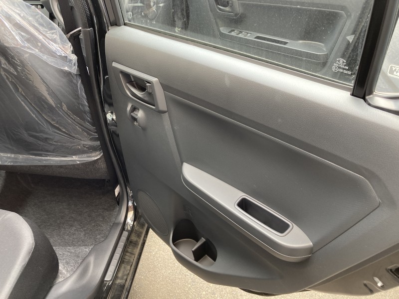 ダイハツ ミライース16枚目