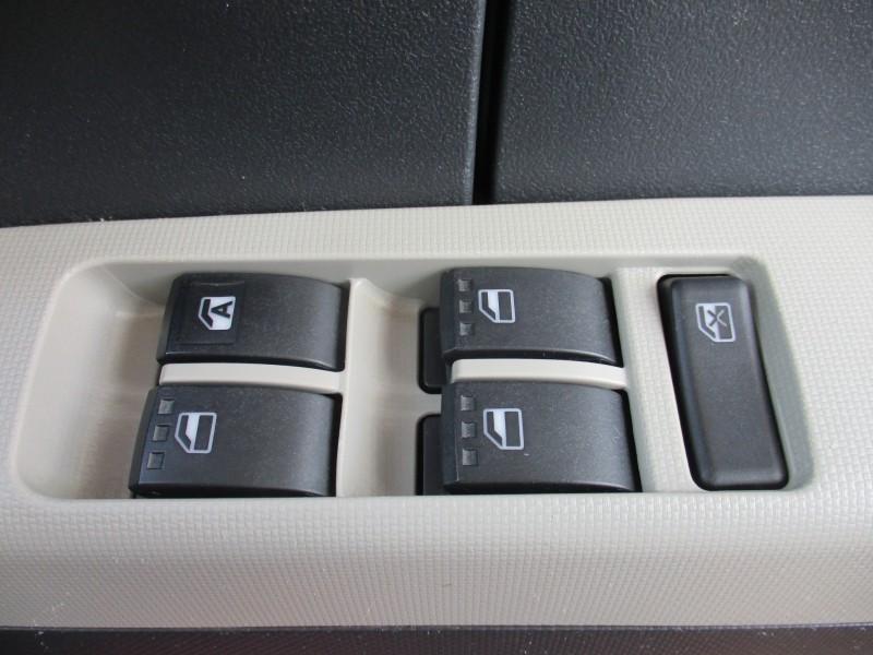 ダイハツ ミラトコット26枚目