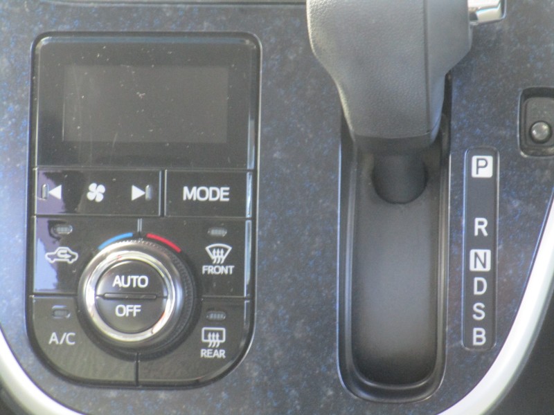 ダイハツ ムーヴ12枚目