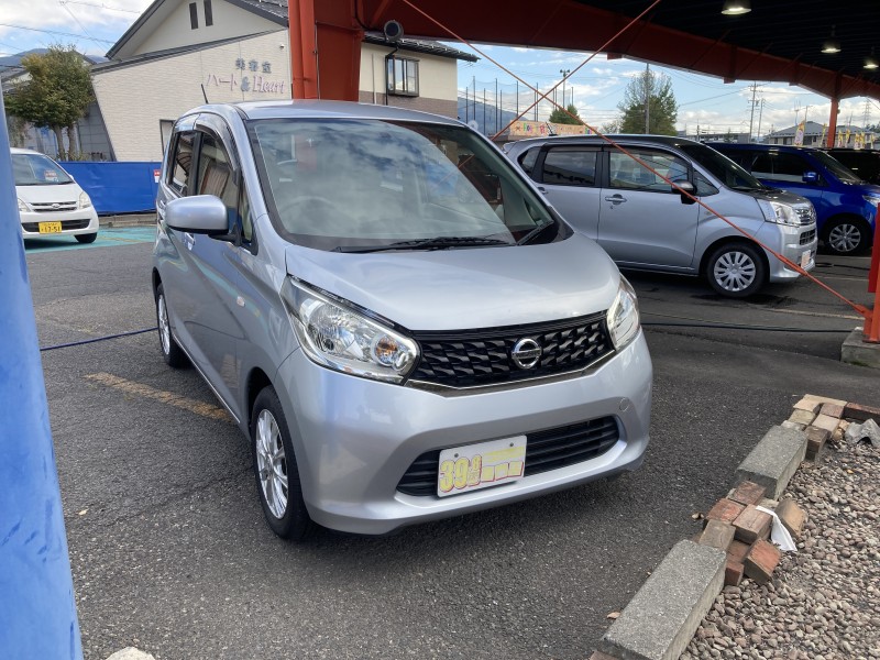 ニッサン デイズ2枚目