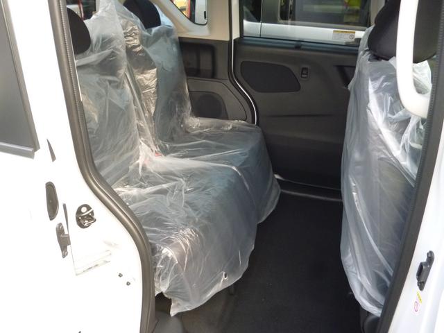 ニッサン ルークス24枚目