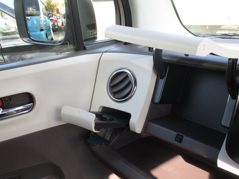 スズキ MRワゴン13枚目