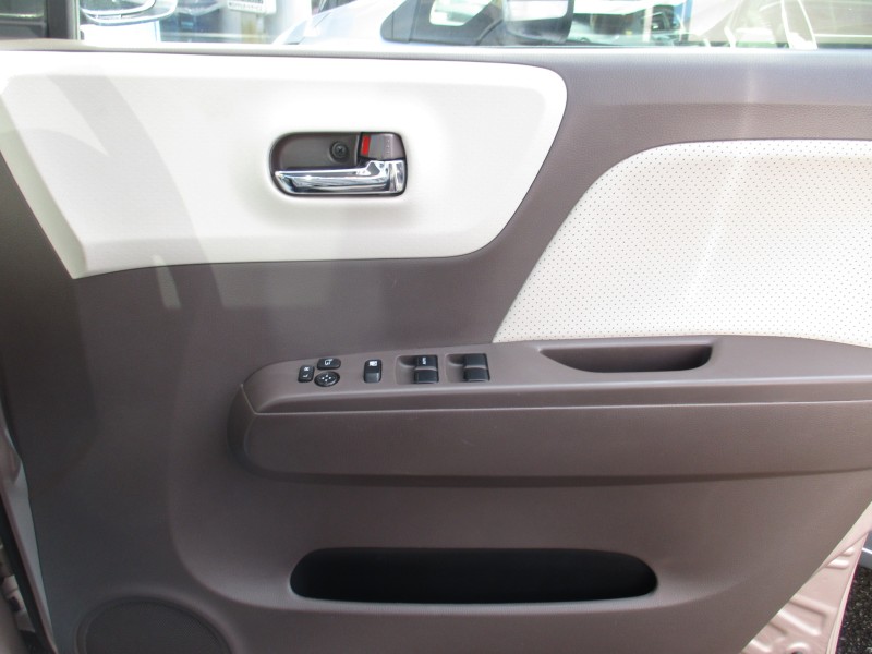 スズキ MRワゴン24枚目