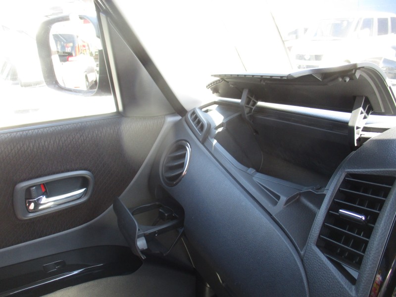 ニッサン ルークス15枚目