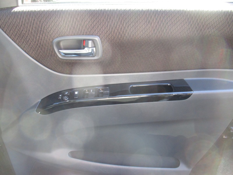 ニッサン ルークス24枚目