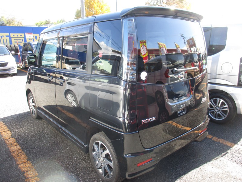 ニッサン ルークス5枚目