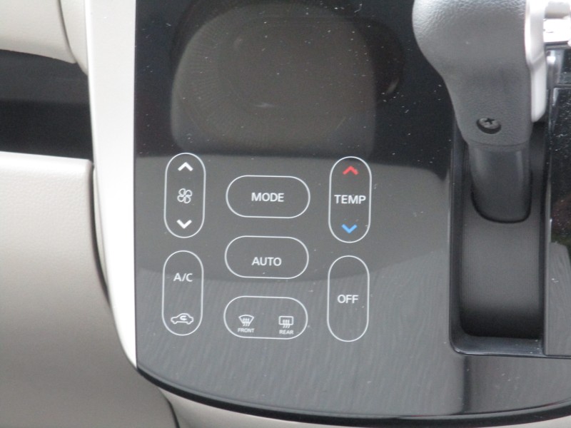 三菱 eKワゴン11枚目