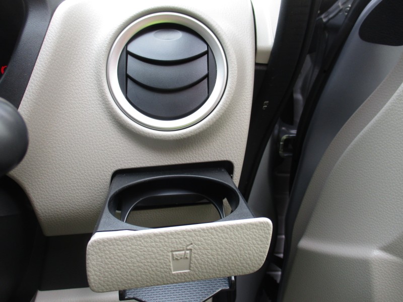 三菱 eKワゴン15枚目