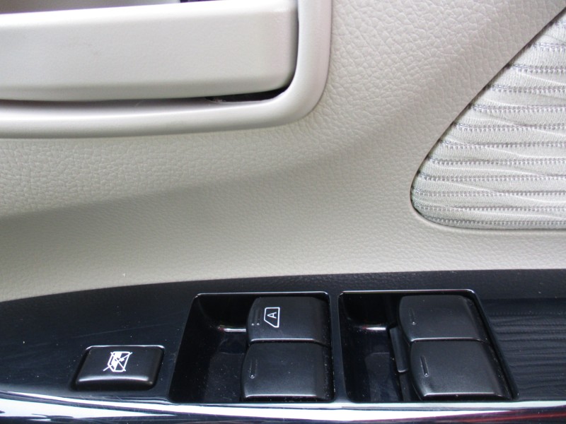 三菱 eKワゴン21枚目