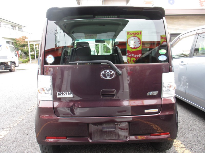 トヨタ ピクシススペース4枚目