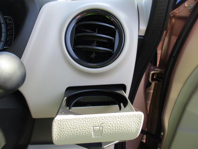 三菱 eKワゴン15枚目