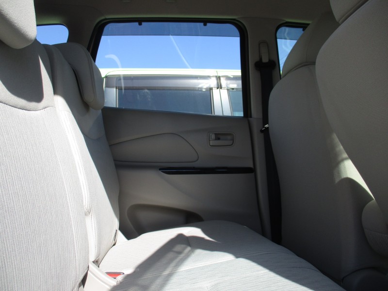 三菱 eKワゴン22枚目