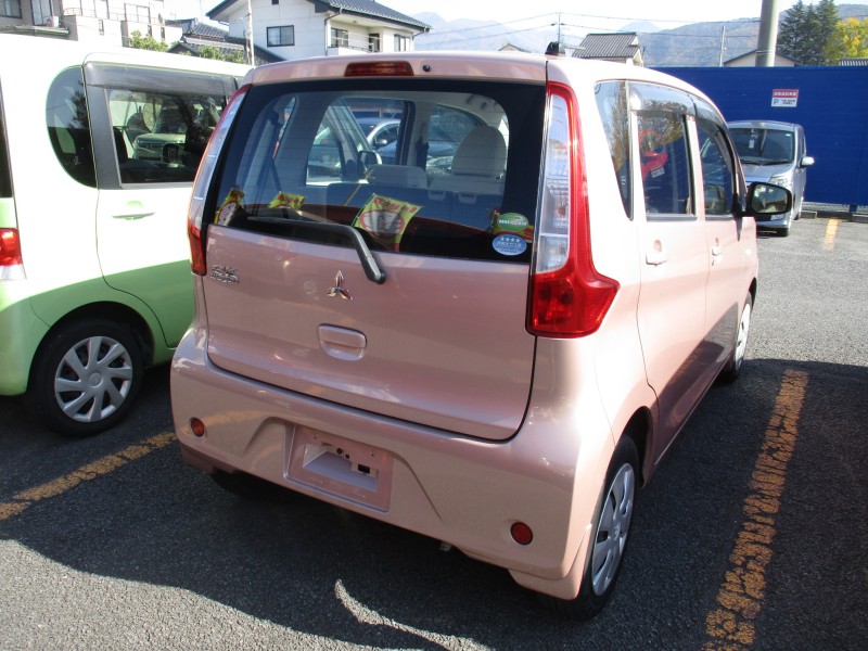 三菱 eKワゴン3枚目