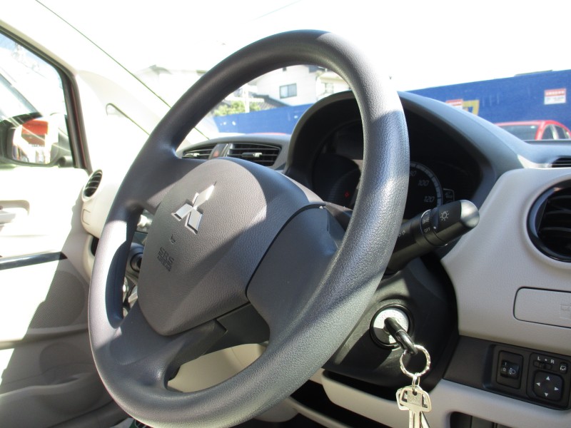 三菱 eKワゴン8枚目