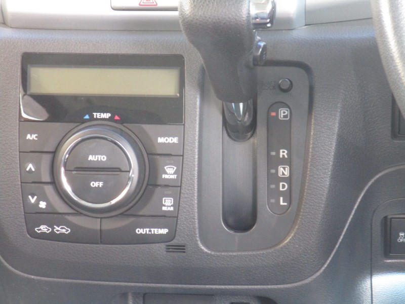 スズキ スペーシア13枚目