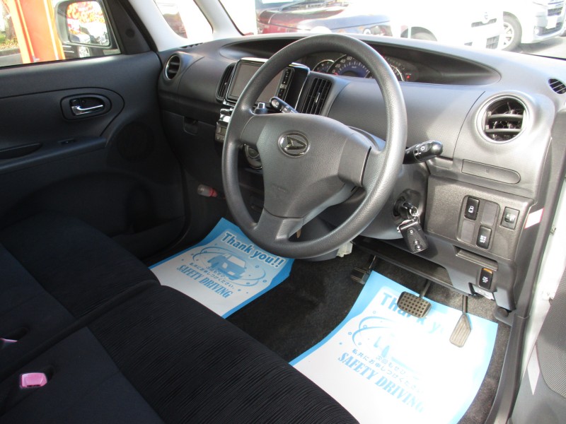 ダイハツ タント8枚目