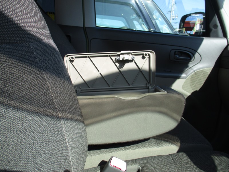 ダイハツ タント10枚目