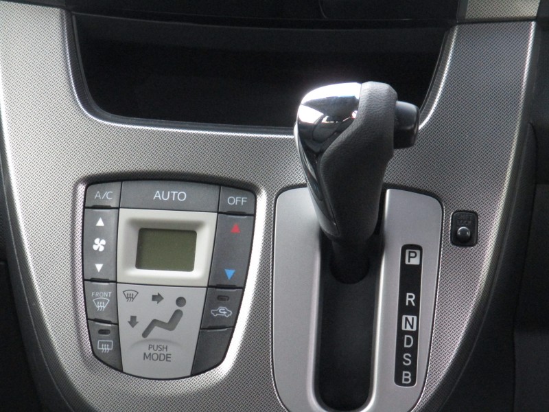 ダイハツ ムーヴ12枚目