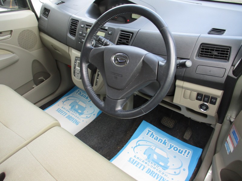 ダイハツ ムーヴ8枚目