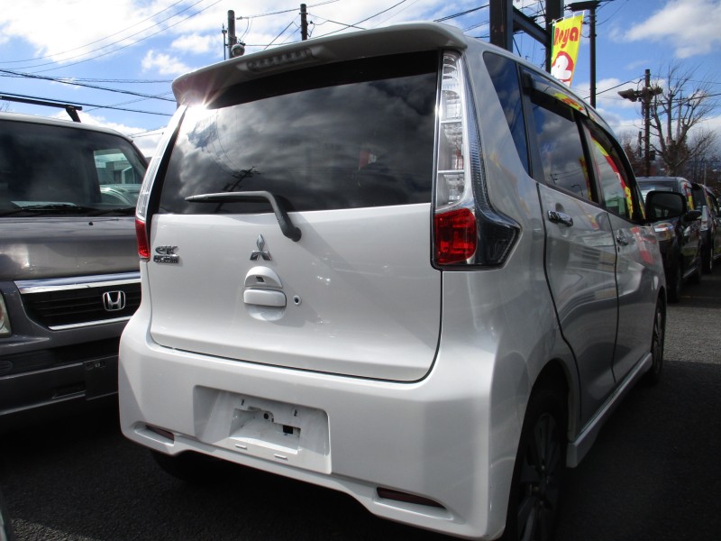 三菱 eKカスタム3枚目