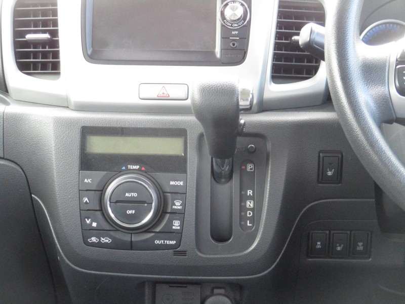 スズキ スペーシア13枚目