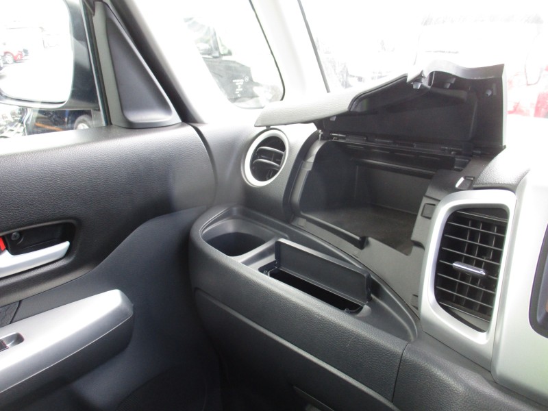 スズキ スペーシア15枚目