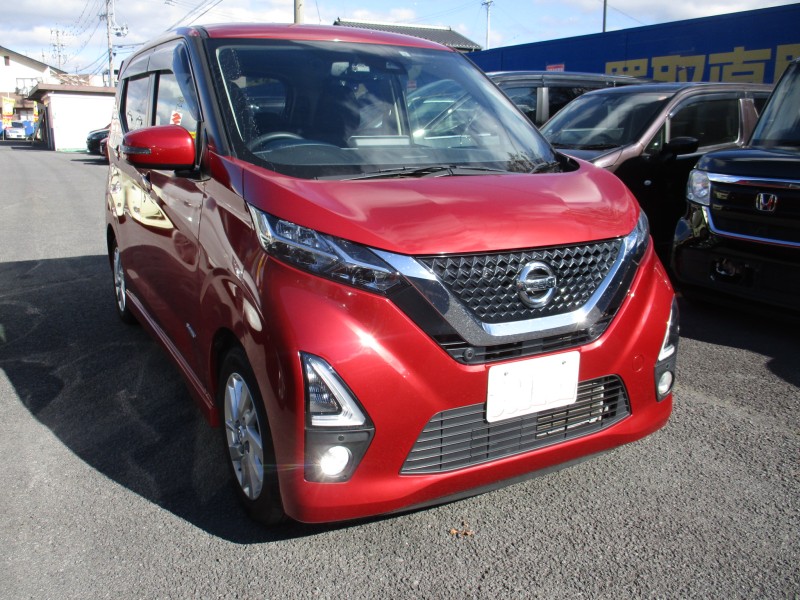ニッサン デイズ2枚目