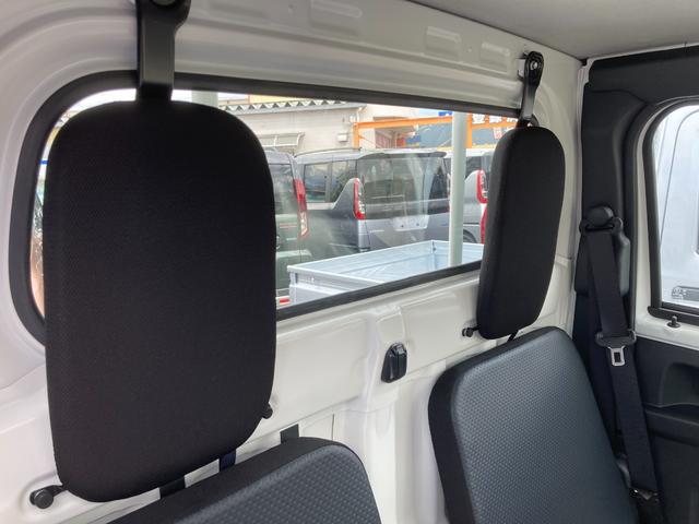 ダイハツ ハイゼット13枚目