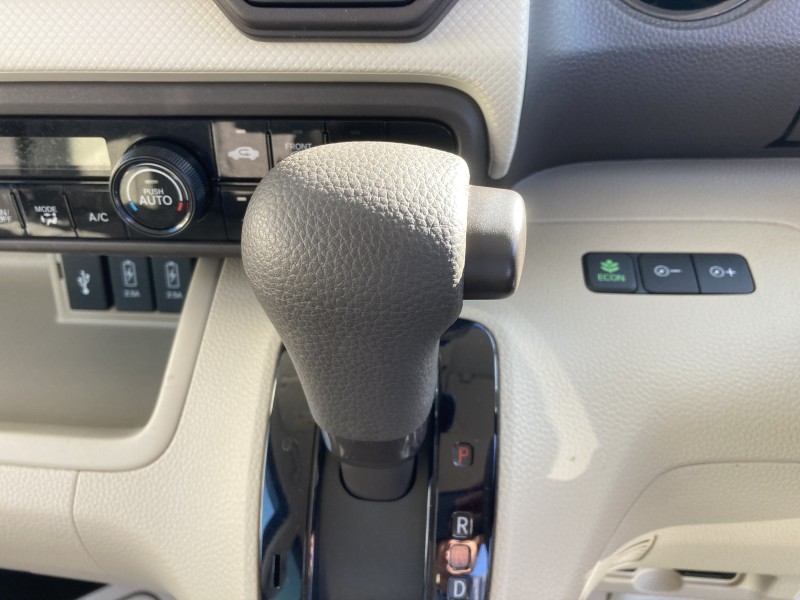 ホンダ N BOX10枚目