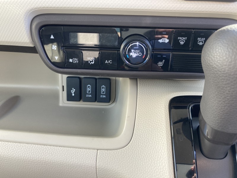 ホンダ N BOX11枚目