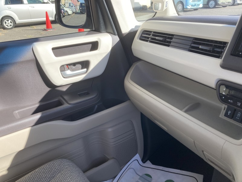 ホンダ N BOX17枚目