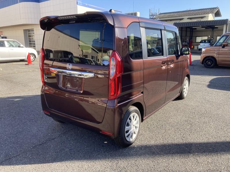 ホンダ N BOX3枚目