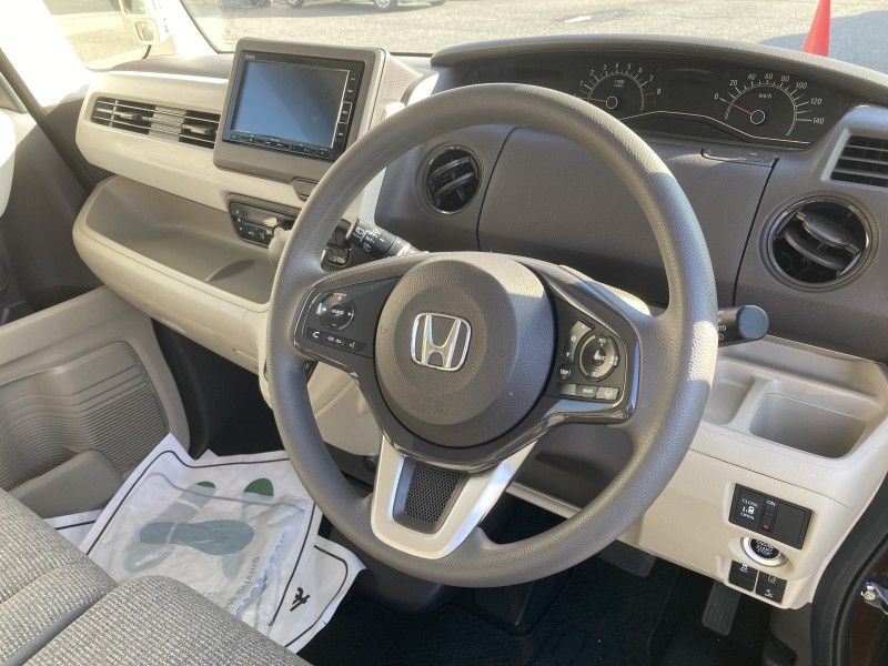 ホンダ N BOX7枚目