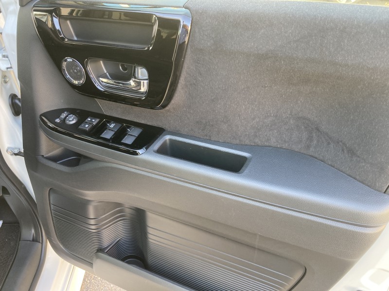 ホンダ N BOX21枚目