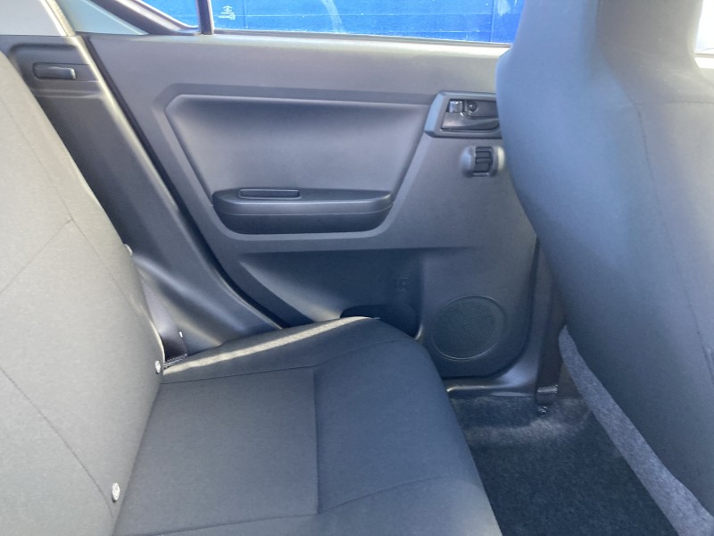 ダイハツ ミライース22枚目