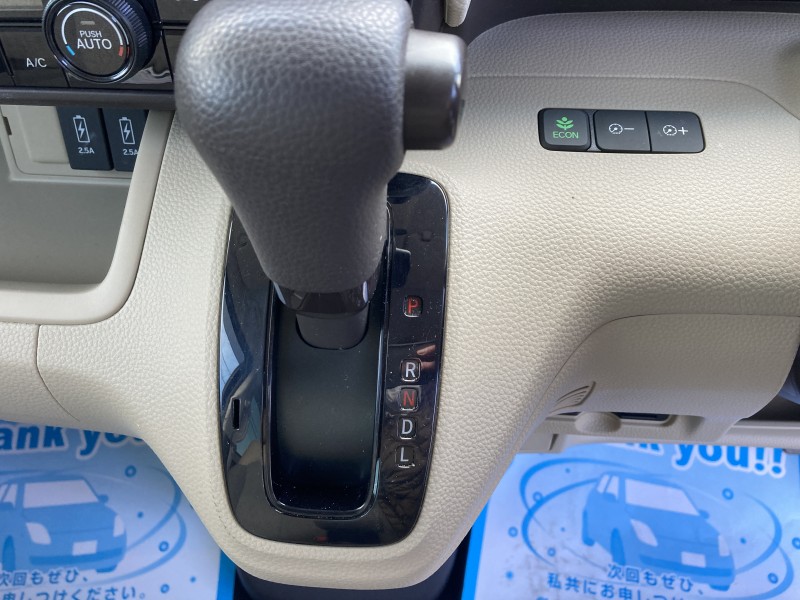 ホンダ N BOX10枚目