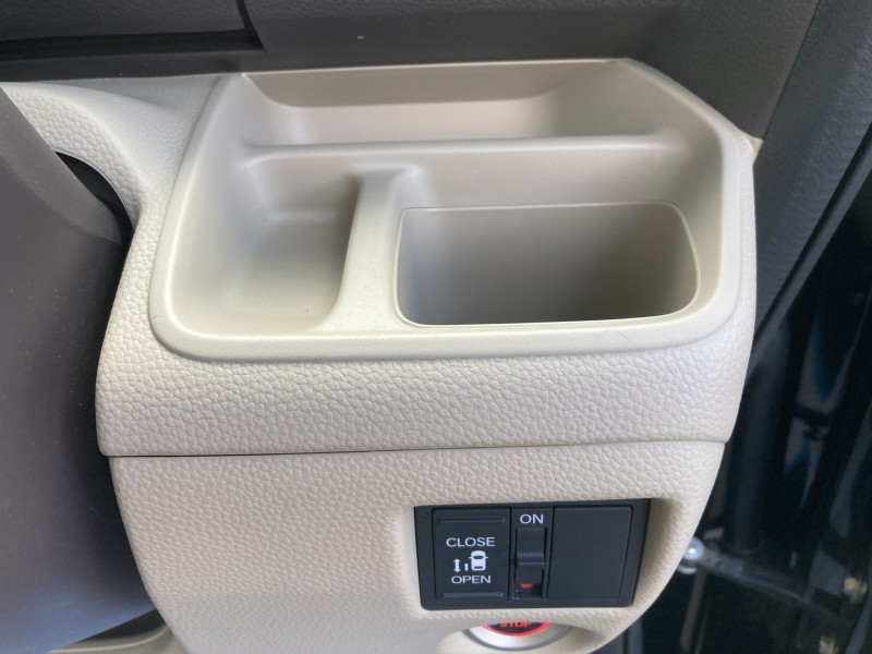 ホンダ N BOX17枚目