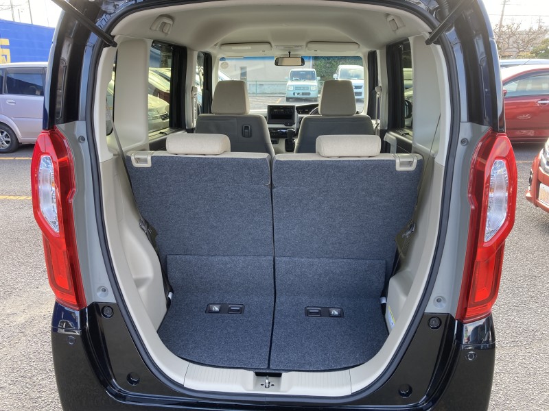 ホンダ N BOX5枚目