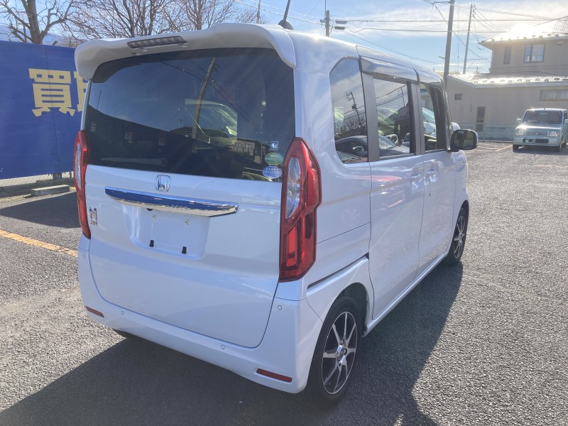 ホンダ N BOX3枚目