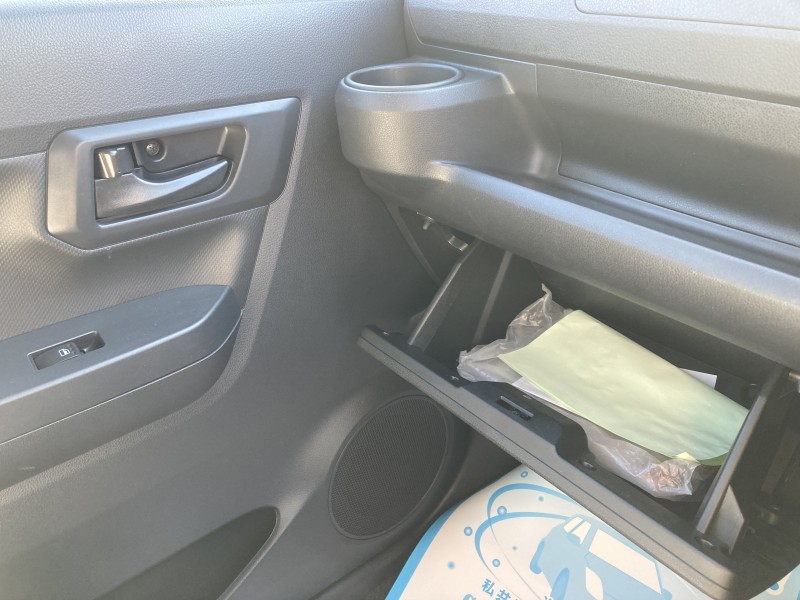 ダイハツ ミライース12枚目