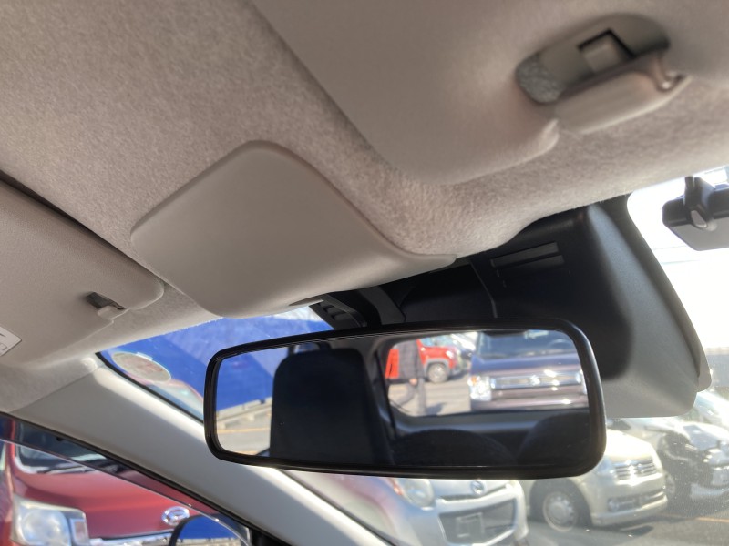 ダイハツ ミライース14枚目