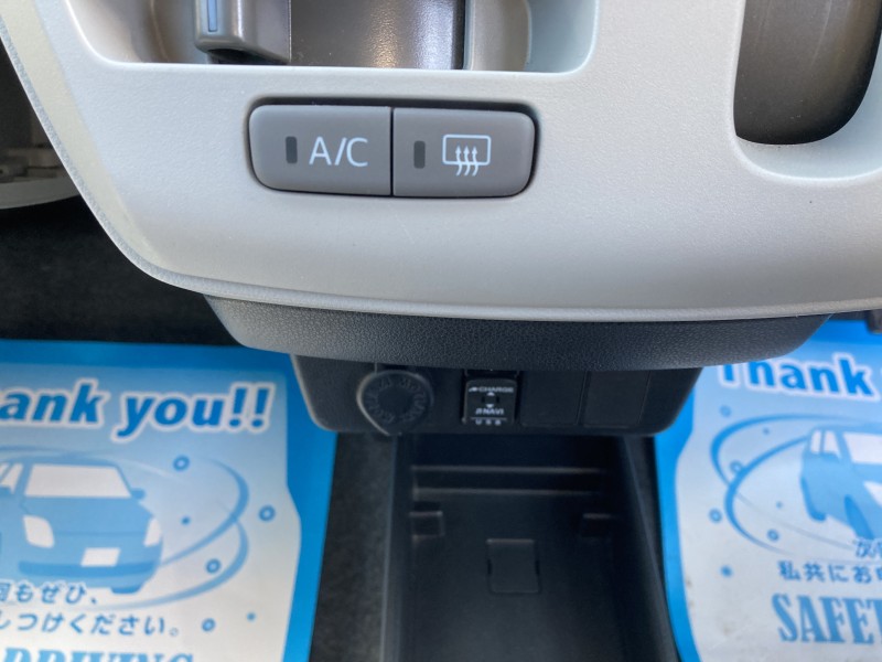 ダイハツ ミライース10枚目